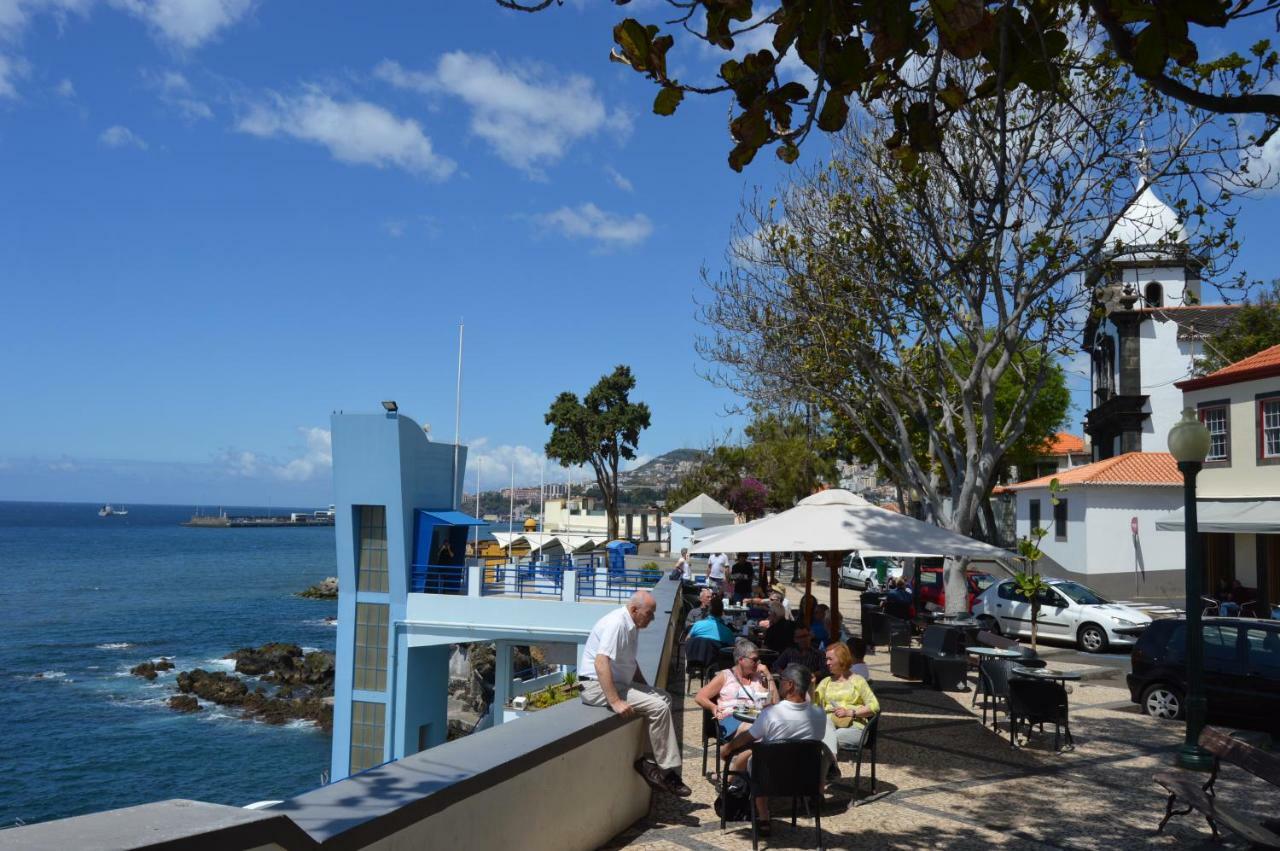 Top Floor With Balcony In Funchal Buitenkant foto
