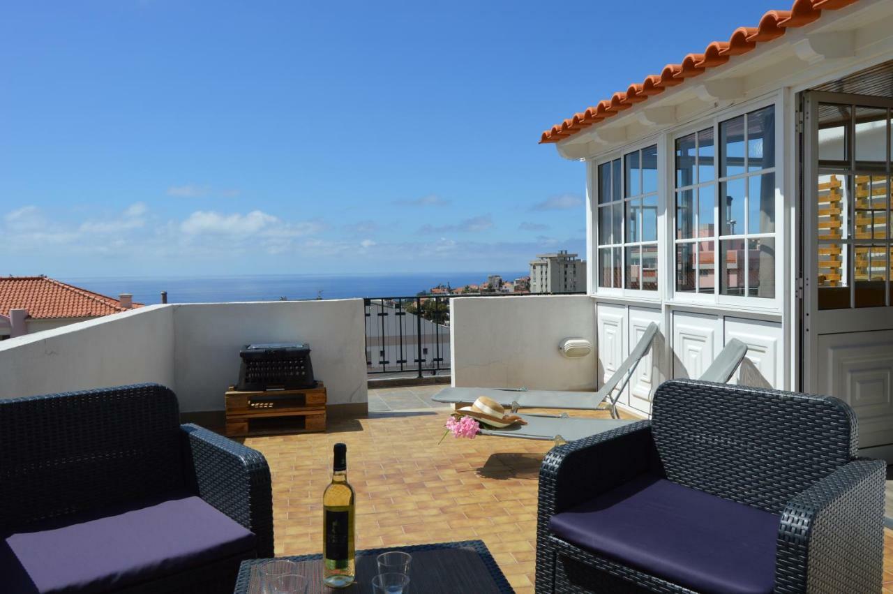 Top Floor With Balcony In Funchal Buitenkant foto