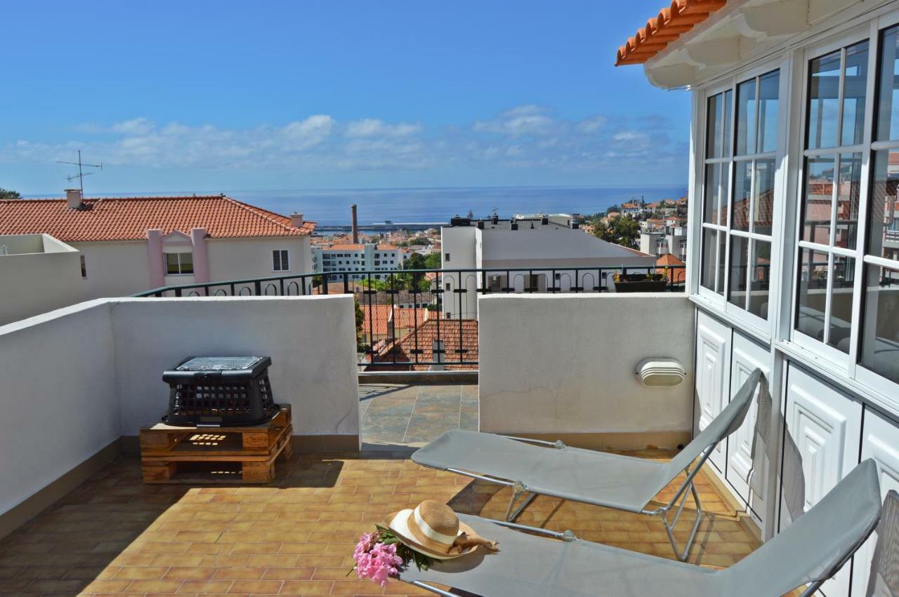 Top Floor With Balcony In Funchal Buitenkant foto