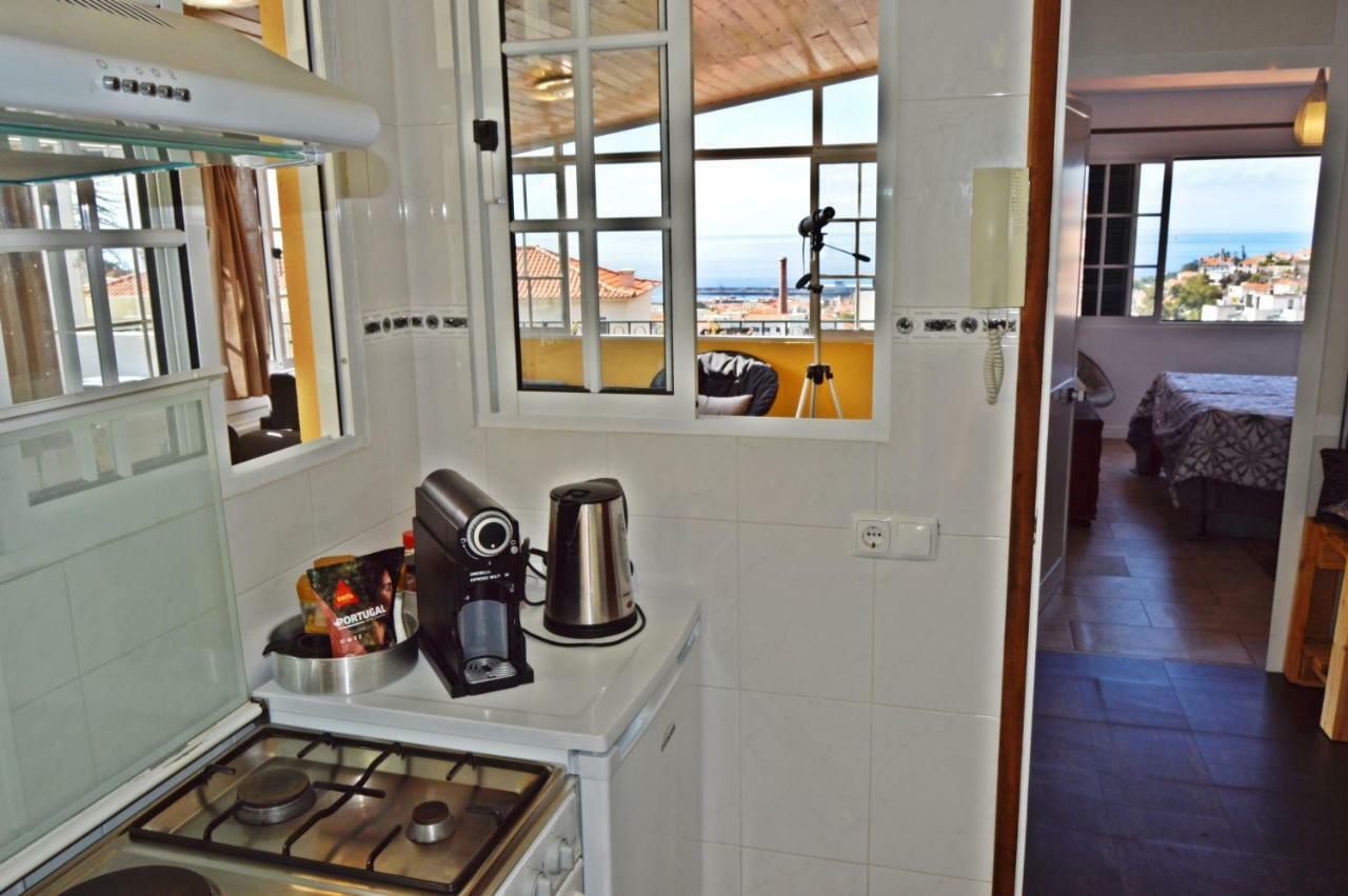 Top Floor With Balcony In Funchal Buitenkant foto